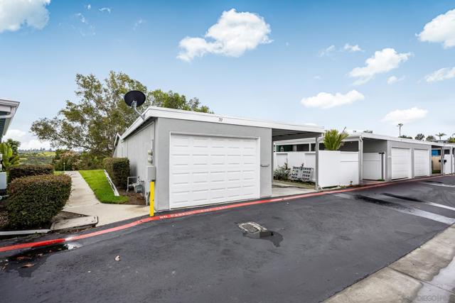 3839 Vista Campana S, Oceanside CA: https://media.crmls.org/mediaz/9e5fa09d-d2fc-463e-9f38-427fdf2c54d2.jpg