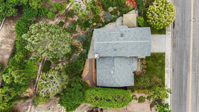 915 Lake Ridge Drive, San Marcos CA: https://media.crmls.org/mediaz/9e60f355-3c27-46d6-a318-9ed354bfc2de.jpg