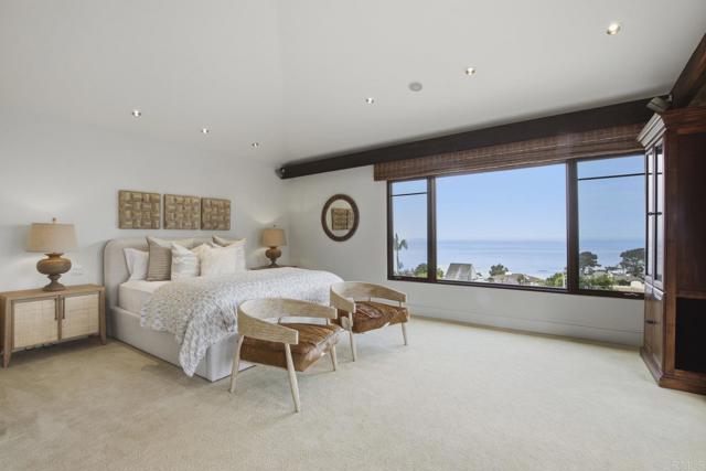 1745 Amalfi Street, La Jolla CA: https://media.crmls.org/mediaz/9e612580-1b71-49ac-a155-6477e8754e5e.jpg