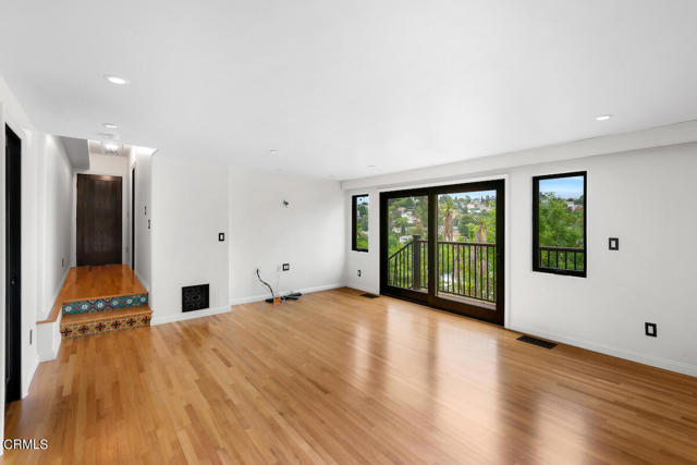 Detail Gallery Image 25 of 32 For 2214 Lyric Ave, Los Angeles,  CA 90027 - 5 Beds | 3 Baths