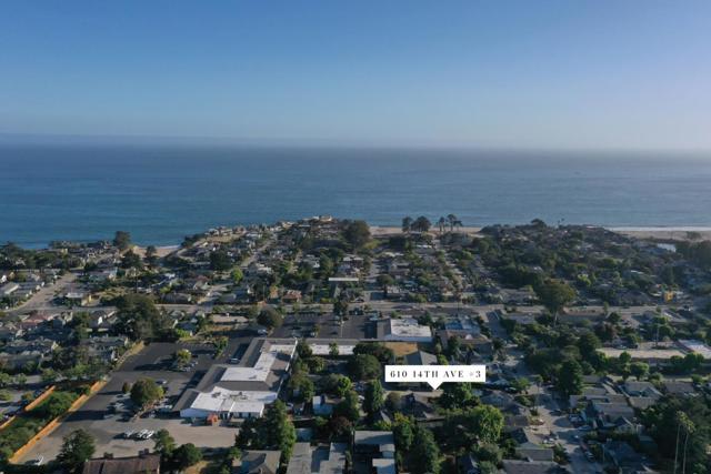 610 14th Avenue, Santa Cruz CA: https://media.crmls.org/mediaz/9e617a8a-f401-4e6a-9232-16e7390bd3e5.jpg