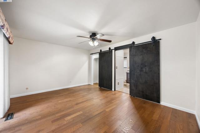 699 Fiesta Place, Hayward CA: https://media.crmls.org/mediaz/9e61c74d-7ead-437c-8b96-e60d95a173c8.jpg