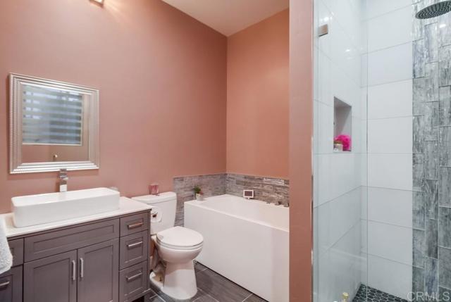 2184 Pacific Crest Dr, Alpine CA: https://media.crmls.org/mediaz/9e62003c-b80a-4aad-b0cc-6a662bb2d775.jpg