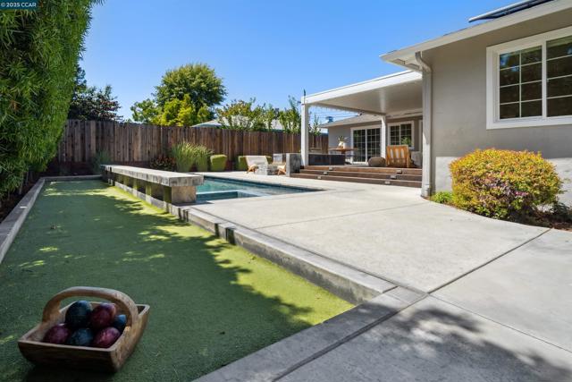 1519 Sunny Ct, Walnut Creek CA: https://media.crmls.org/mediaz/9e632bde-cf92-4a55-853a-09690ecca4b6.jpg