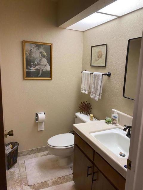 270 Joes Lane, Hollister CA: https://media.crmls.org/mediaz/9e643eba-af67-4f6c-ac7f-cbec93efae82.jpg