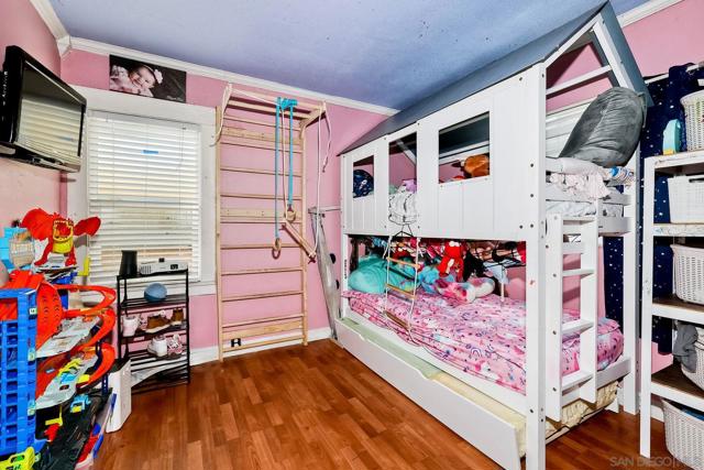 9428 Prospect Ave, Santee CA: https://media.crmls.org/mediaz/9e649944-0835-4116-a6bf-3a6d7186c7d6.jpg