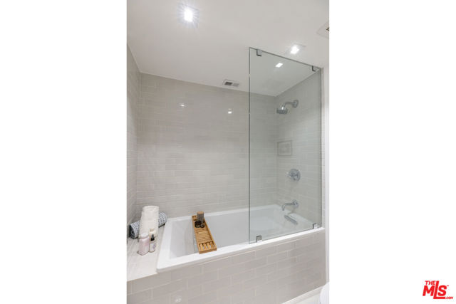 454 West Avenue 46 photo 40