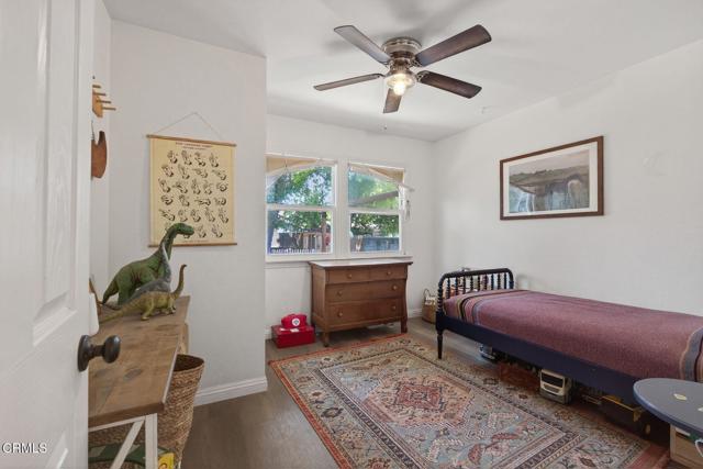 310 N Fulton Street, Ojai CA: https://media.crmls.org/mediaz/9e65615a-f0de-44be-a09d-2e6841a252c7.jpg