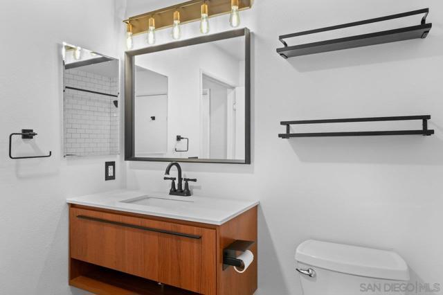 427 9th Ave., San Diego CA: https://media.crmls.org/mediaz/9e659933-d970-4cf7-96f2-b0949df291d4.jpg