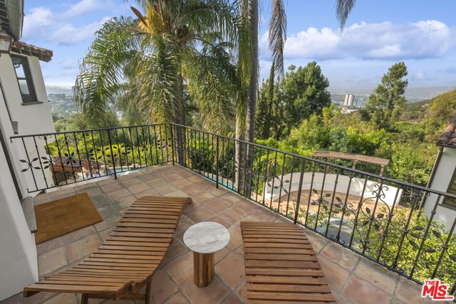 3527 Wonder View Drive, Los Angeles, California 90068, 6 Bedrooms Bedrooms, ,2 BathroomsBathrooms,Single Family Residence,For Sale,Wonder View,24455227