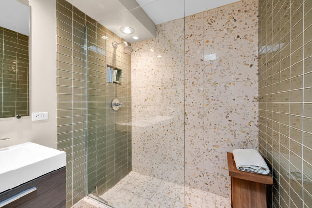 246 E Avenida Granada, Palm Springs, CA 92264