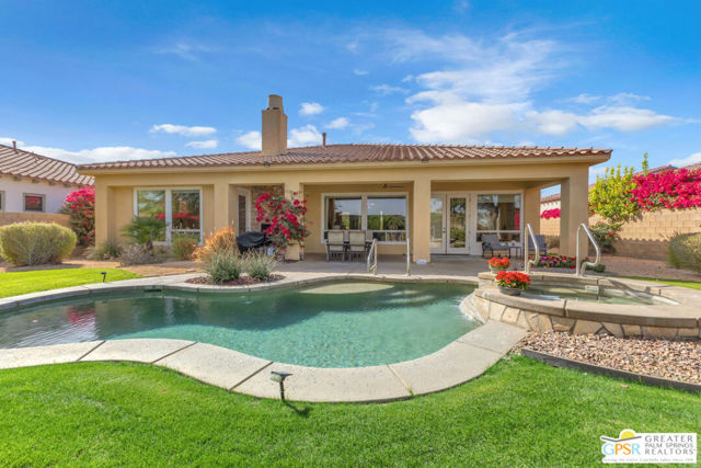 41728 Via Treviso, Palm Desert CA: https://media.crmls.org/mediaz/9e66d640-768c-4daf-ab77-caedddd8773b.jpg