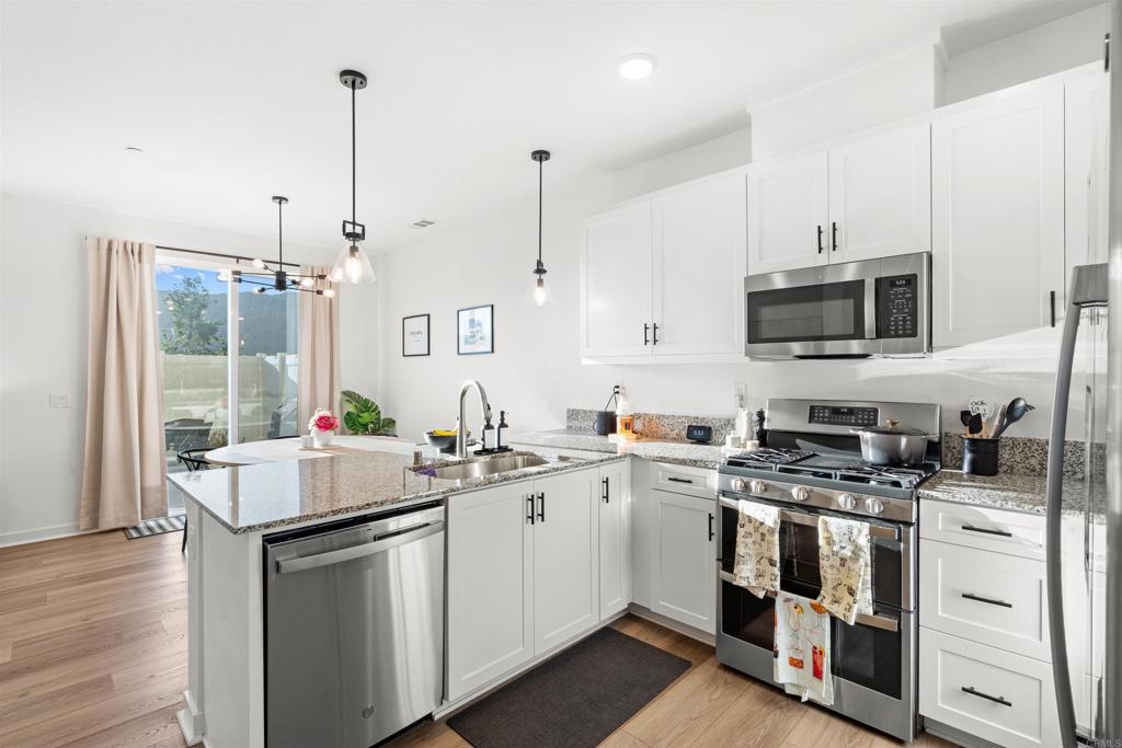 9E675240 A1Cc 4591 9Eda 4Ed2F82Ab3F9 35190 Blossom Place, Fallbrook, Ca 92028 &Lt;Span Style='BackgroundColor:transparent;Padding:0Px;'&Gt; &Lt;Small&Gt; &Lt;I&Gt; &Lt;/I&Gt; &Lt;/Small&Gt;&Lt;/Span&Gt;