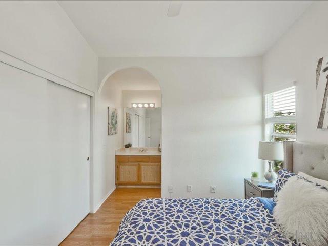1277 Glencoe Dr, San Diego CA: https://media.crmls.org/mediaz/9e6868b7-aead-4d0b-a8bf-d9a0d215259d.jpg