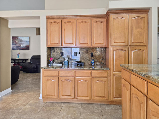 79320 Desert Stream Drive, La Quinta CA: https://media.crmls.org/mediaz/9e695b94-5329-4e61-819a-881885c168df.jpg