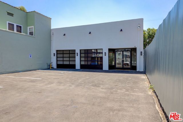 Image 3 for 2616 W Jefferson Blvd, Los Angeles, CA 90018