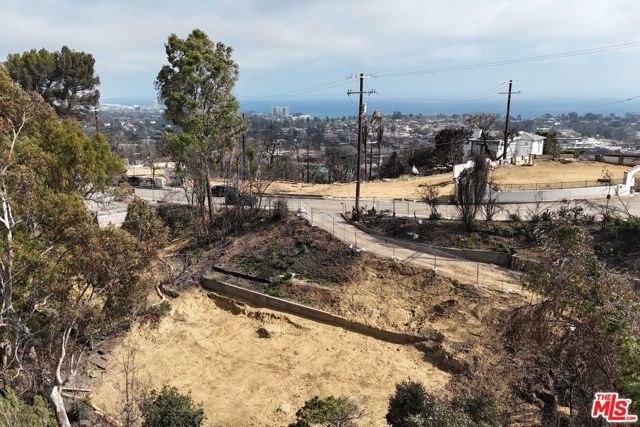 Drew Fenton | 1400 Chautauqua Boulevard Pacific Palisades CA | MLS: 7214888