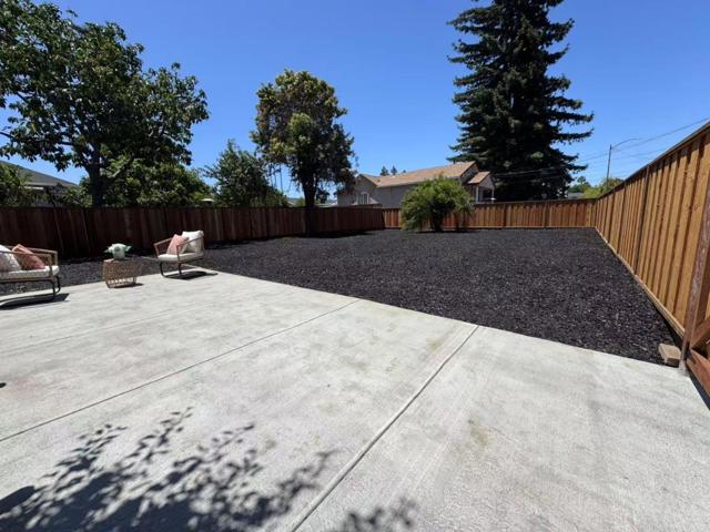 605 Minor Avenue, San Jose CA: https://media.crmls.org/mediaz/9e6a3f1b-5242-4030-b32c-4210893e55a1.jpg
