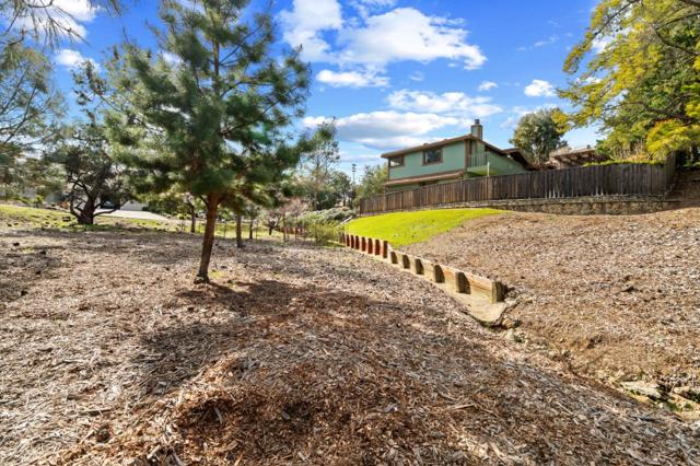 17370 Lakeview Drive, Morgan Hill CA: https://media.crmls.org/mediaz/9e6b7d4b-d509-45ae-b1d1-45797279a8ad.jpg