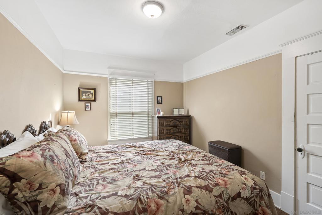 4020 Front St - photo 8