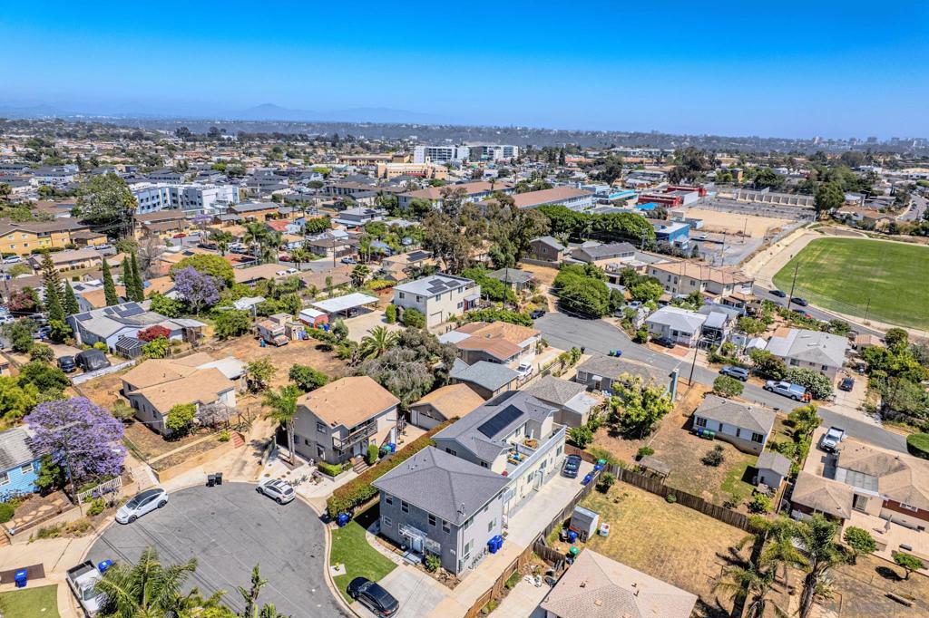 MLS #250036676SD image #33