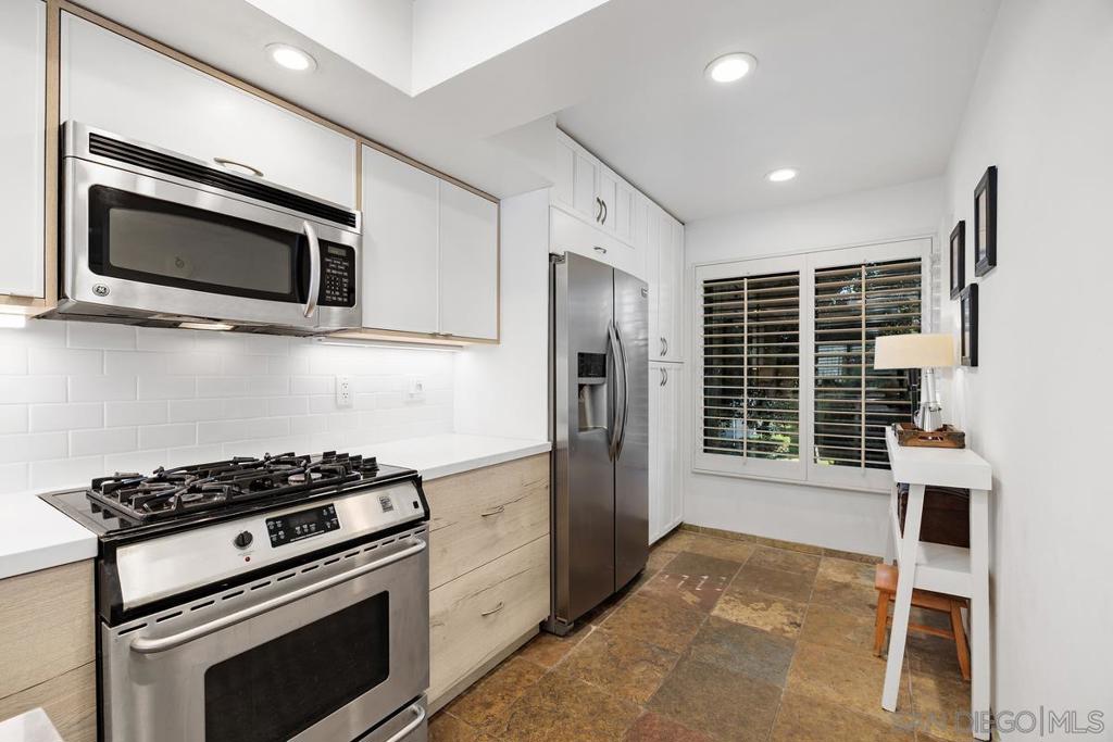 964 Intrepid Court - photo 13