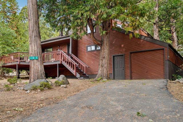 24918 Fern Valley Road, Idyllwild CA: https://media.crmls.org/mediaz/9e6eca2f-8e28-41a9-b04e-56f55ae8f359.jpg