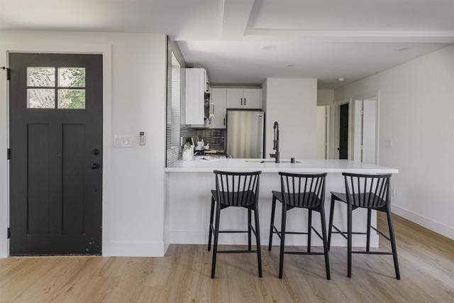 1028 30 Lincoln Ave, San Diego CA: https://media.crmls.org/mediaz/9e6f0bf8-6a4b-4330-bcfa-82878369b00d.jpg