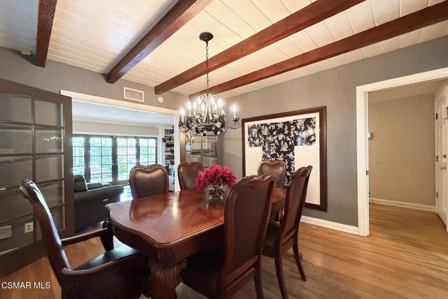 4748 Conejo Avenue, Woodland Hills CA: https://media.crmls.org/mediaz/9e6f4387-0e1e-430a-a7cf-f991fe74fa12.jpg