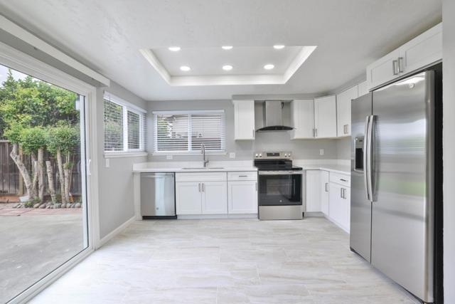 365 San Andreas Drive, Milpitas CA: https://media.crmls.org/mediaz/9e7171b1-9b1b-44ec-8ca8-4c2b1b9893ce.jpg