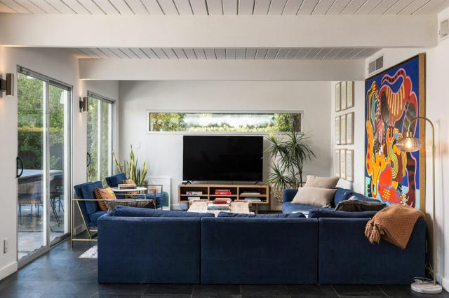 503 E Laurel Circle, Palm Springs, CA 92262
