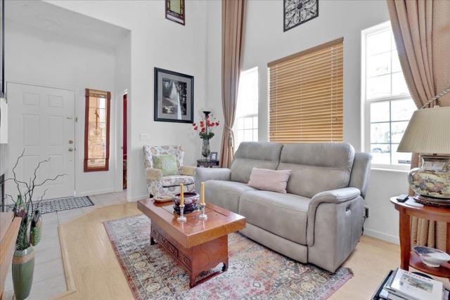 1898 Bradbury Street, Salinas CA: https://media.crmls.org/mediaz/9e740303-5e13-44b8-b7d2-44d4506a990f.jpg