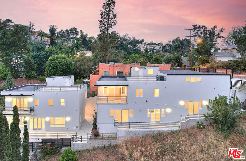 2608 Corralitas Drive