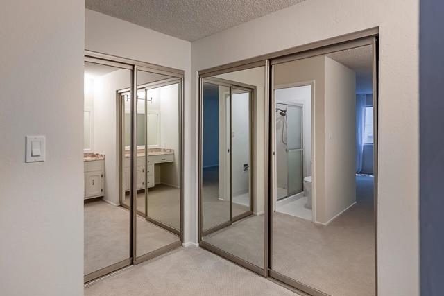 1121 Douglas Avenue, Burlingame CA: https://media.crmls.org/mediaz/9e74a1bd-154b-4c83-94b0-1362ff47c44e.jpg