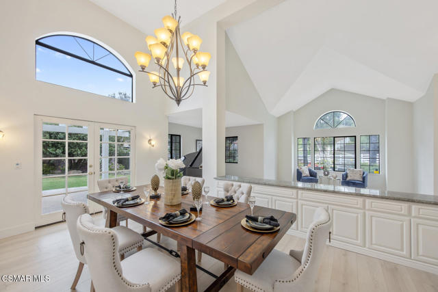 790 Spring Canyon Place, Thousand Oaks CA: https://media.crmls.org/mediaz/9e754ab1-82bb-4be5-953c-0b74512ac024.jpg
