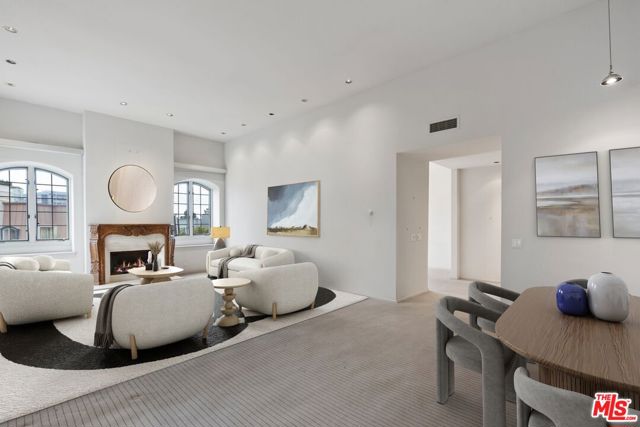 10106 Empyrean Way, Los Angeles CA: https://media.crmls.org/mediaz/9e761ed0-4920-4ae9-b778-b4ebe3bbb0c5.jpg