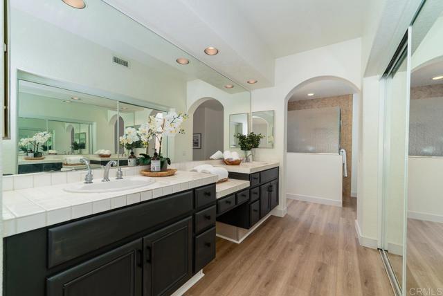 Detail Gallery Image 22 of 48 For 1539 Sapphire Ln, Vista,  CA 92081 - 4 Beds | 2/1 Baths