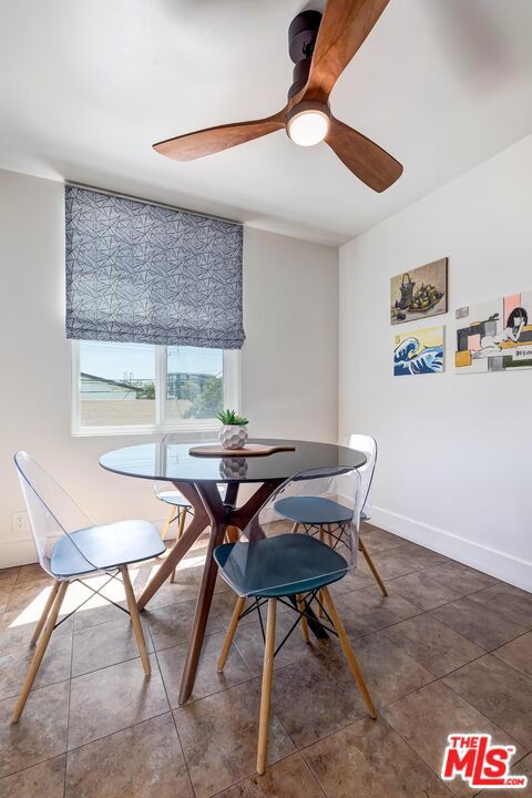 4417 Campbell Drive, Los Angeles CA: https://media.crmls.org/mediaz/9e776a80-d97e-4328-973d-bccd66b7d95c.jpg