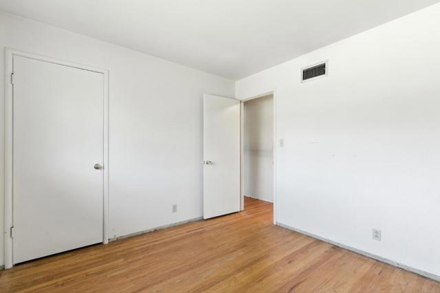 4887 Pepperwood Way, San Jose CA: https://media.crmls.org/mediaz/9e779841-a1bf-4005-b63f-05338b4cd522.jpg