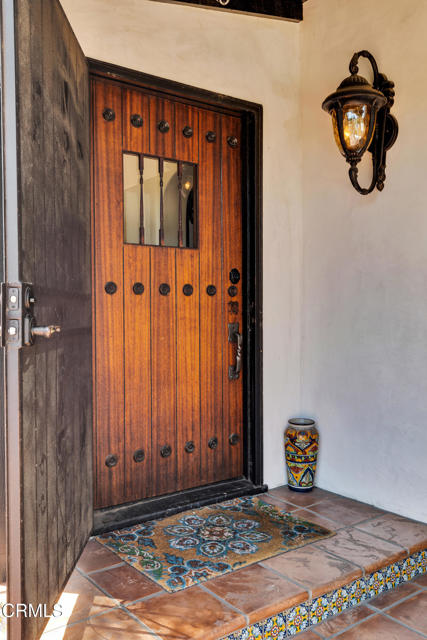 1807 Vistillas Road, Altadena CA: https://media.crmls.org/mediaz/9e7874fe-d7c4-4bb4-93f6-a276f9f323c2.jpg