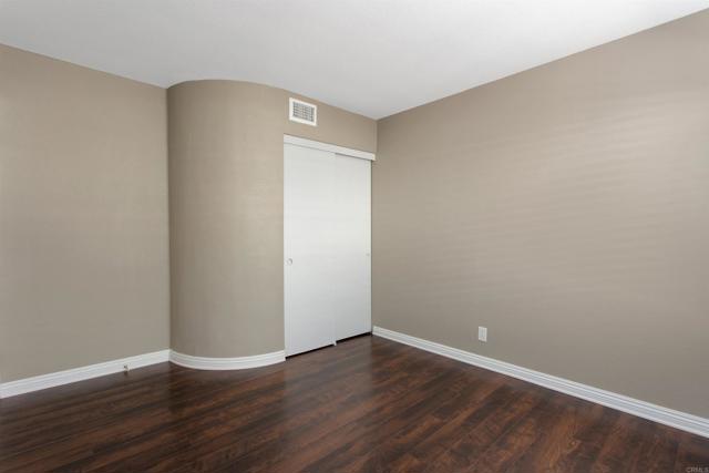 1842 Corte Pulsera, Oceanside CA: https://media.crmls.org/mediaz/9e7a5e7a-f9d3-48bf-aa6c-88f9058af6d9.jpg