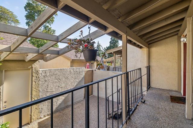 7700 Parkway Dr, La Mesa CA: https://media.crmls.org/mediaz/9e7a6e4f-9e78-4047-ab62-2551a696427d.jpg