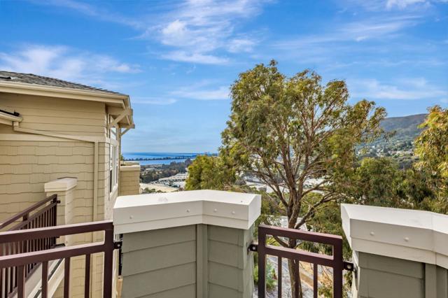 111 Cliff Swallow Court, Brisbane CA: https://media.crmls.org/mediaz/9e7b729e-9f7c-4b4b-b469-d595aa927f40.jpg