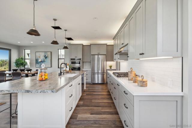 2936 Copley Ave, San Diego CA: https://media.crmls.org/mediaz/9e7bf9d5-712a-4cbf-b03f-4bd3df108343.jpg