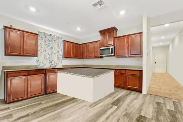 10330 Bono Lane, Stockton CA: https://media.crmls.org/mediaz/9e7c3258-5a34-44b4-a2cf-94dbda5dcd06.jpg