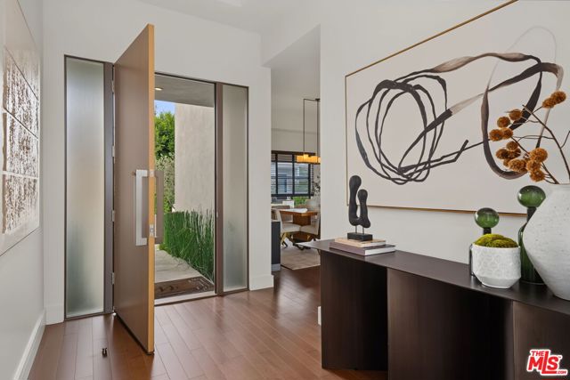 4 Bed Home for Sale in Los Angeles, California