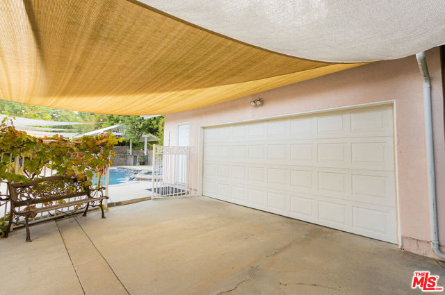 8510 Capistrano Avenue, West Hills CA: https://media.crmls.org/mediaz/9e7d7386-281b-4239-bf9b-d8080518a3fb.jpg