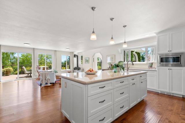 7919 Empire Grade, Santa Cruz CA: https://media.crmls.org/mediaz/9e7d8978-0a27-49ff-9359-4f530f404fc6.jpg