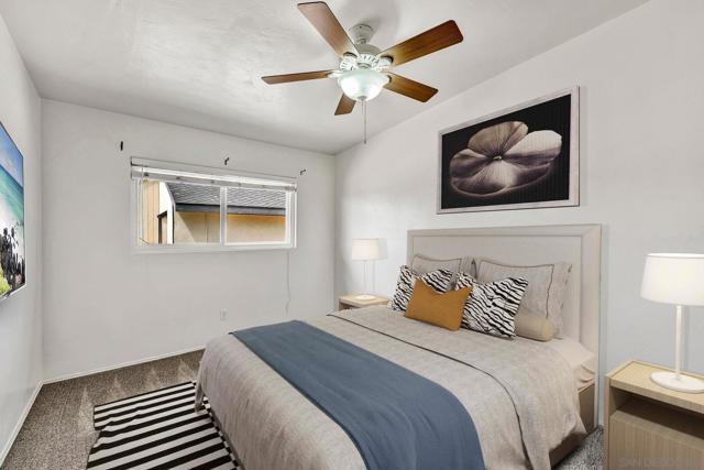 328 30 9th St, Del Mar CA: https://media.crmls.org/mediaz/9e7e29ab-d908-458c-bd33-0bc2c5d4747b.jpg