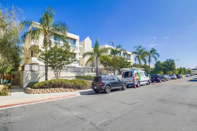 Image 8 of 39 For 5540 Lindo Paseo  5